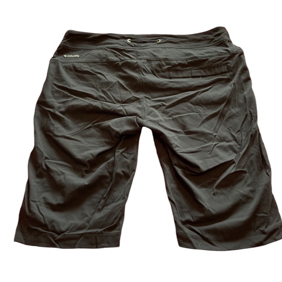 Columbia Women's Anytime Outdoor Long Shorts in Black - Picture 2 of 6